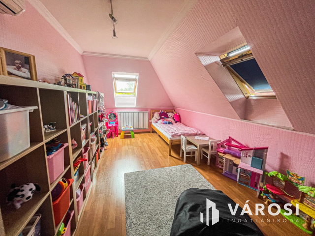 Eladó Kastély Siófokon!