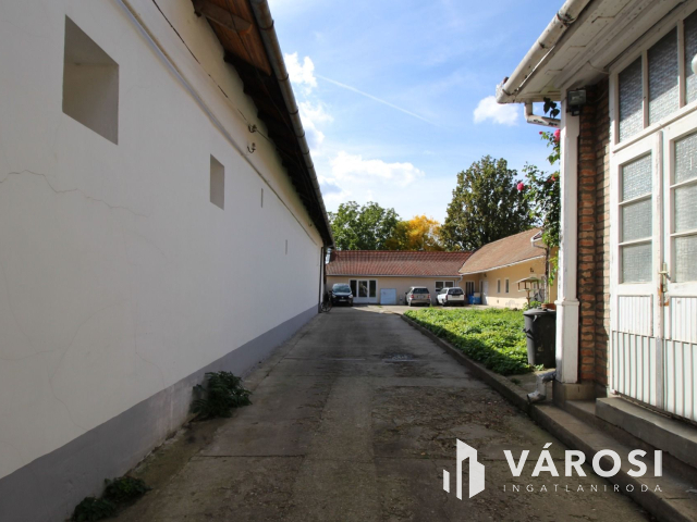 Apartmanház Békéscsaba belvárosában eladó!