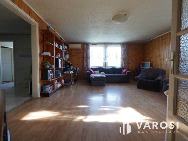 Telephely ár alatt Esztergomban!