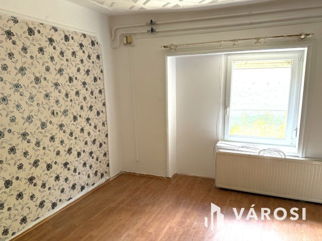 Felújított földszinti lakás Sátoraljaújhelyen eladó