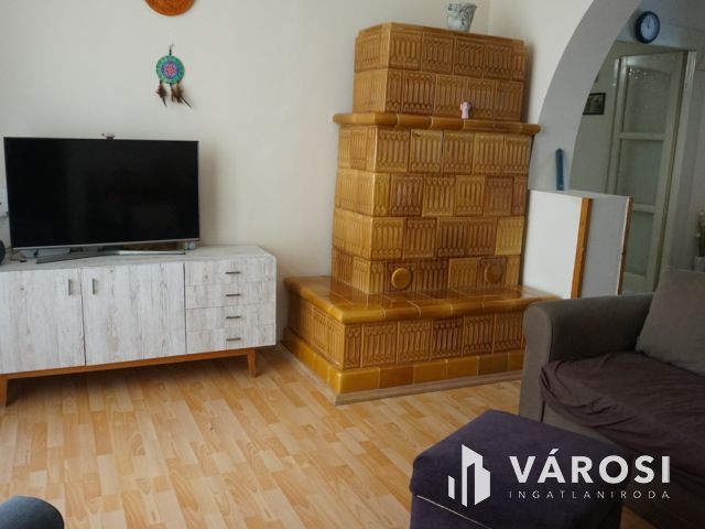 Impozáns lakás kertrésszel kiváló helyen Vásárhelyen