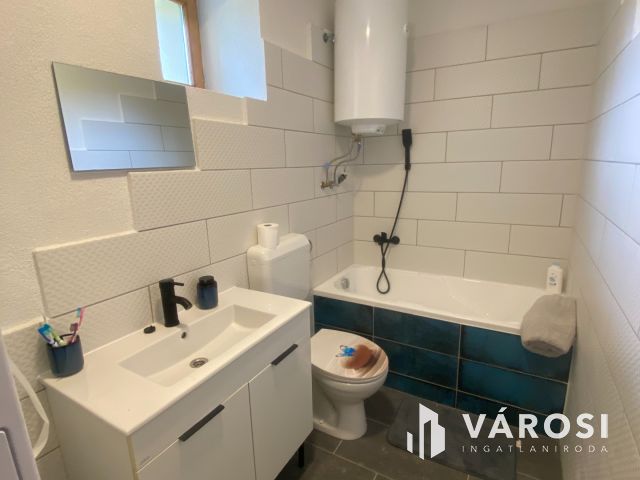 Felújított sorházi lakás Gicen