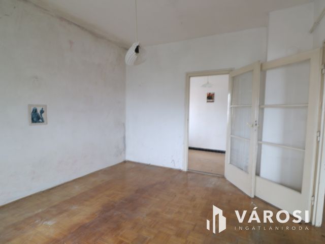 A TIK közvetlen szomszédságában !