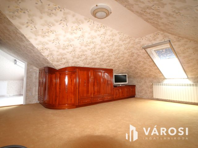 Privát élettér és wellnes-Exkluziv ház a Magdolnavölgyben