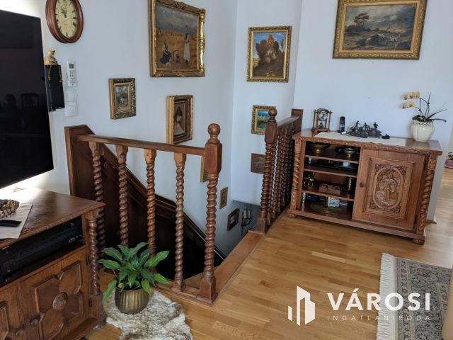 Eladó társasház Győr-Nádorváros csendes zsákutcájában