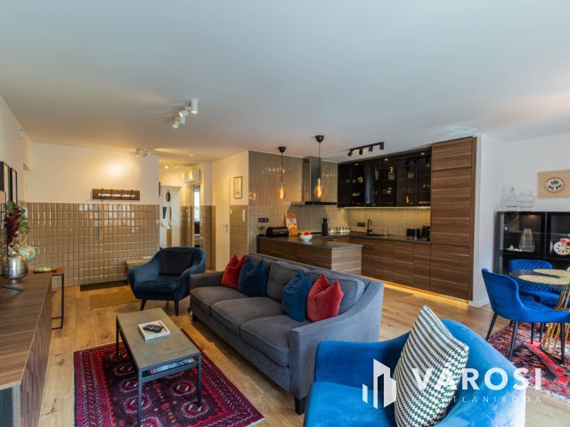 Ugorj le egy színdarabra