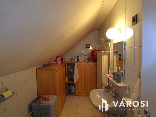 Családi ház zöldövezetben