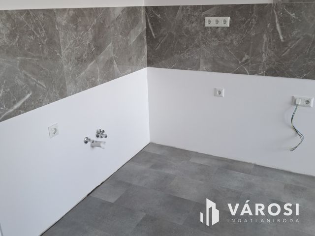 Utolsó lakás kulcsrakészen