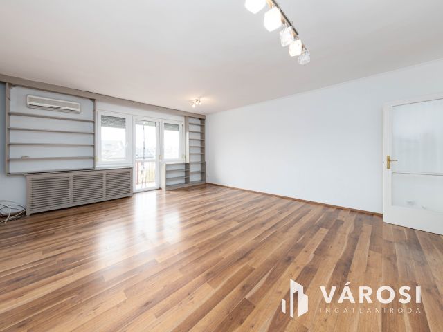 Belső 2 szint vagy 2 külön lakás