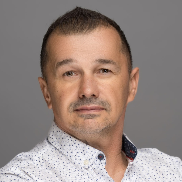 Pásztor Ákos
